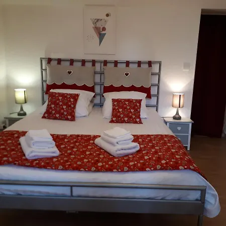 L'aur~elie Bed & Breakfast Lalinde